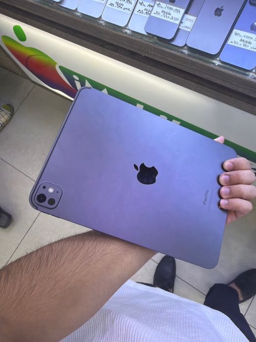 Ipad  pro m4 512