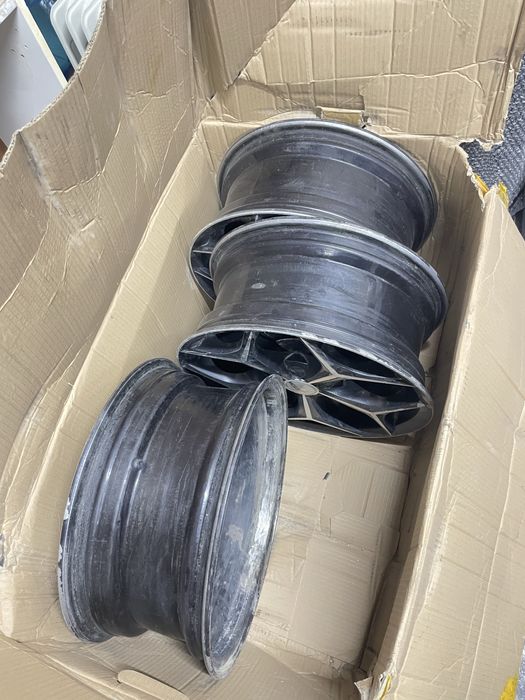 Диски 17 размер продам