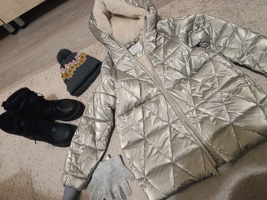 Куртка для девочки 5-6лет ботинки 32 размер