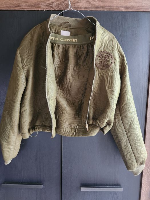 Костюмче Pierre Cardin