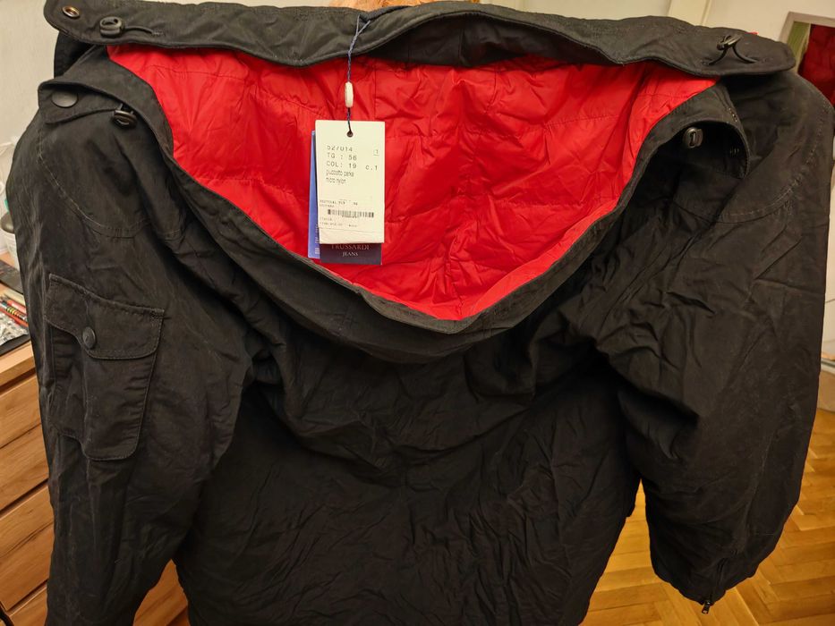 Trussardi Чисто Ново зимно яке XXL-56 размер