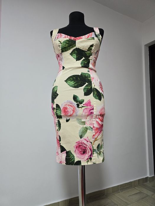 Rochie midi cu corset, model D&G, imprimeu trandafiri din bumbac