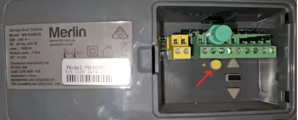 Дистанционно Merlin+ 2.0 E960M