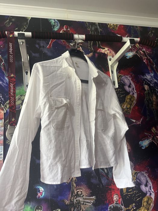 Продаю одежду в хлрошем состоянии