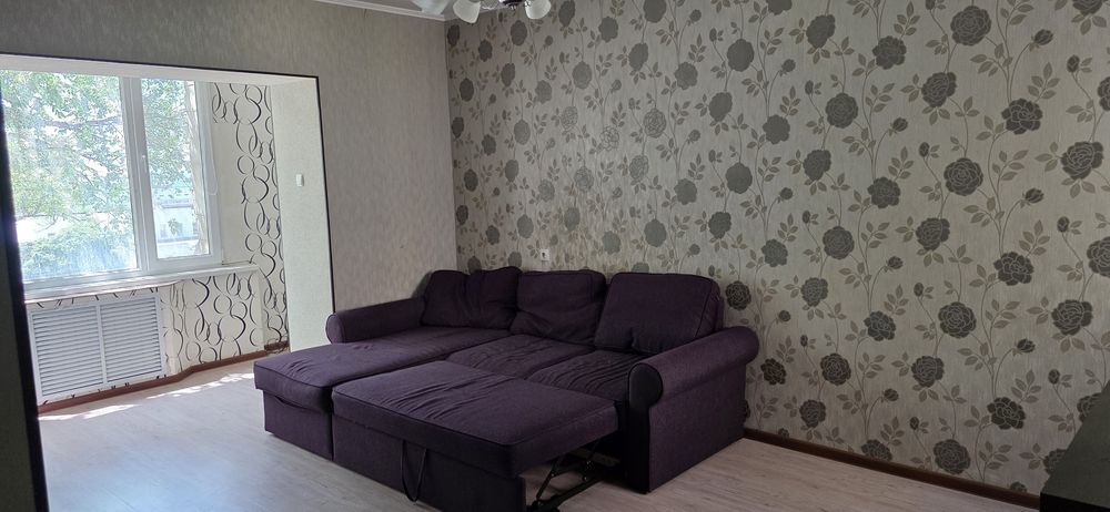 Продаю однокомнотную кв, в центре города, второй этаж , напротив акима – pohled 4