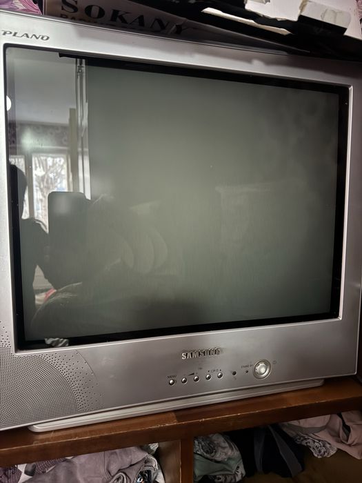 Продам телевизор рабочии