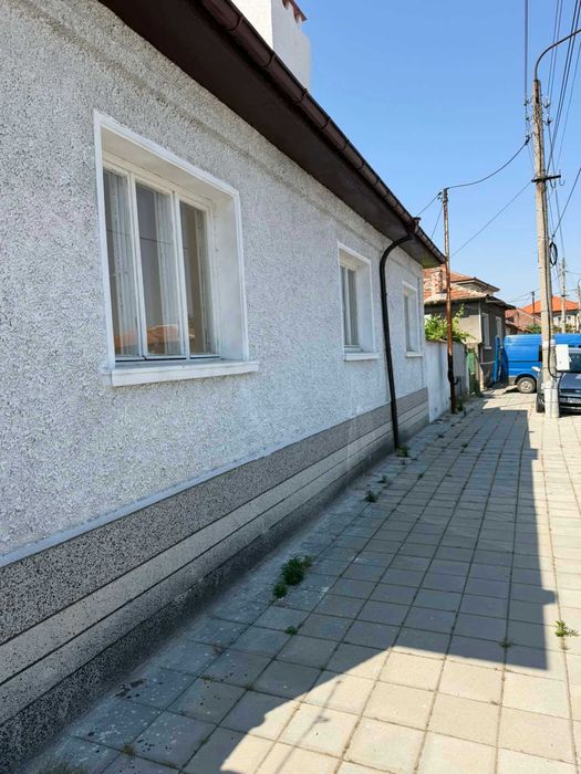 Къща в село Поповица на Топ Локация