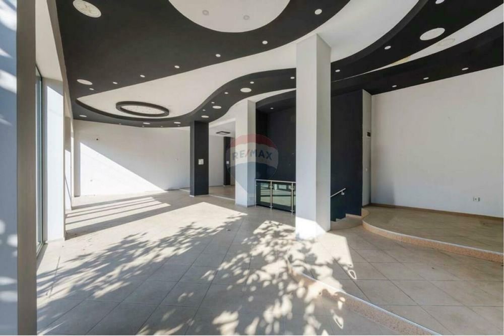 Търговски обект в гр.Петрич