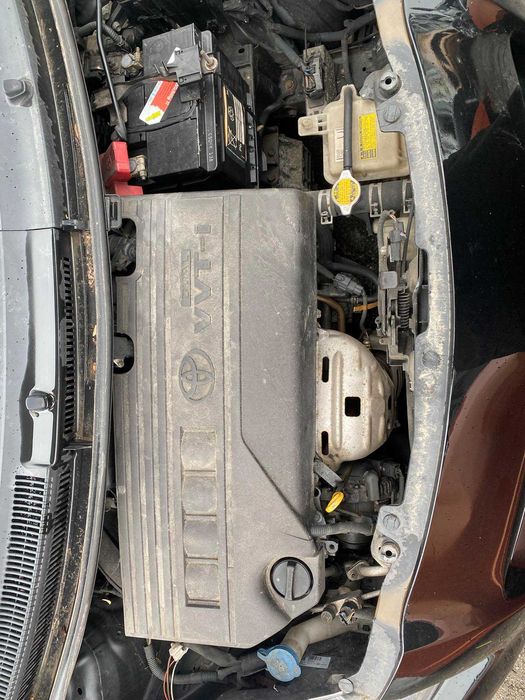 toyota yaris 2 1.3 бензин на части  тойота ярис 2  теглич