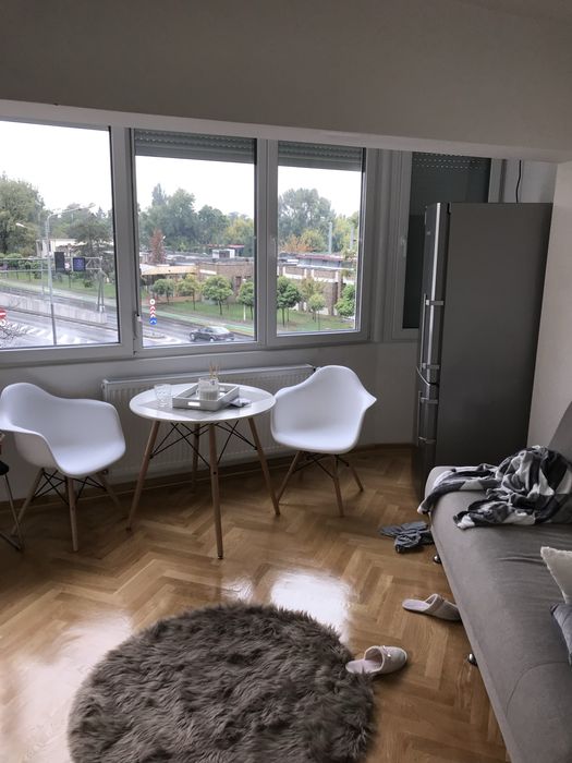 Ofer spre inchiriere