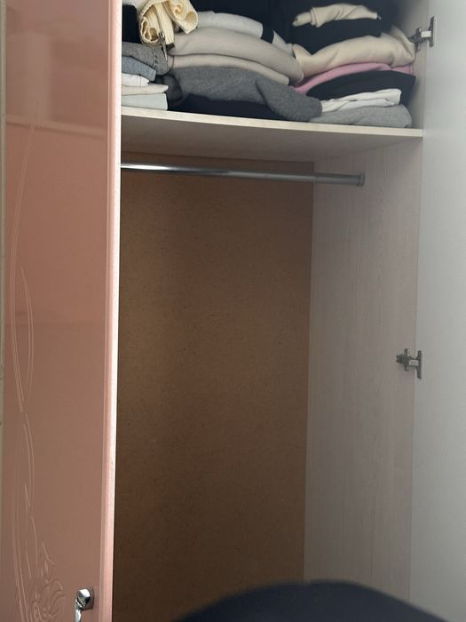 Продам шкаф со столом