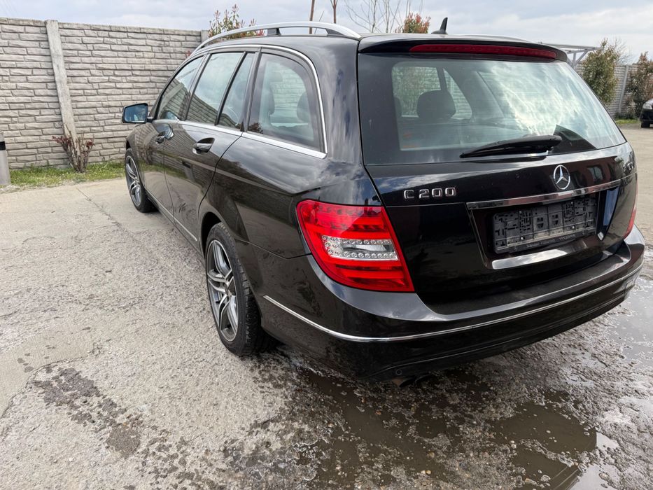 MERCEDES-BENZ C-Class 2011 — imagine 3