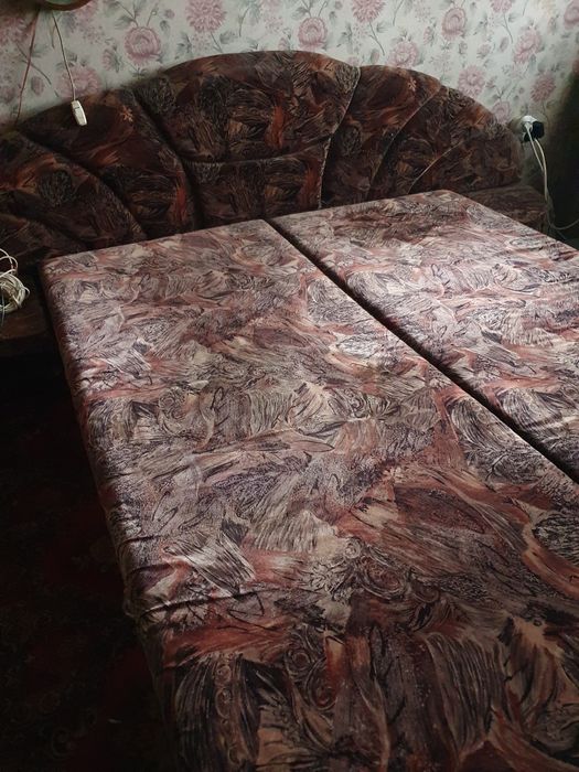 Спалня ,легло 150/200