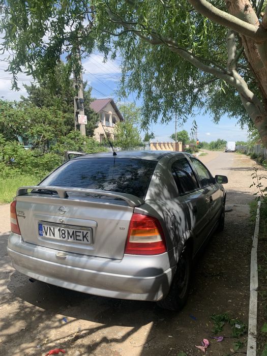 Vand opel asta g  motor 1.7 benzina actele valabile itp valabil asigurarea a exiprat acuma cateva zile pretul este negociabil