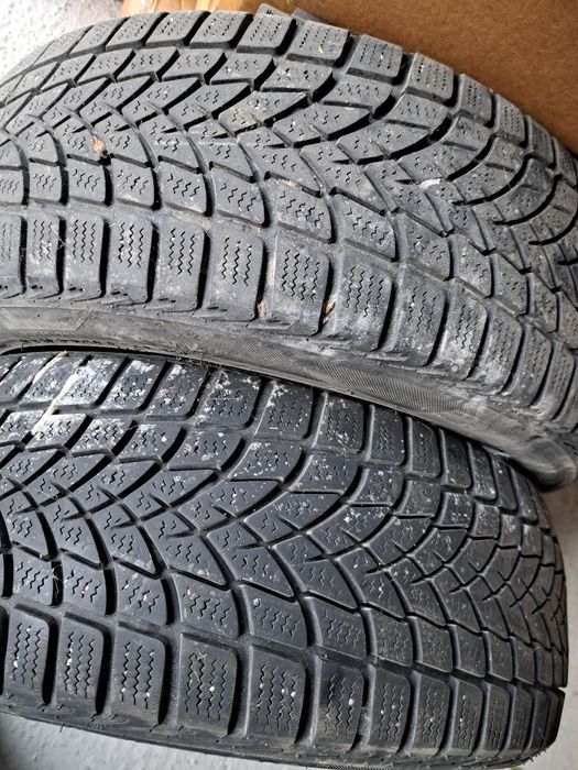 Гуми 195.50.15 ..