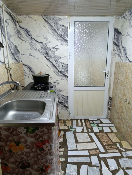 Nazarbekda 1 xonali uchastka sotilad