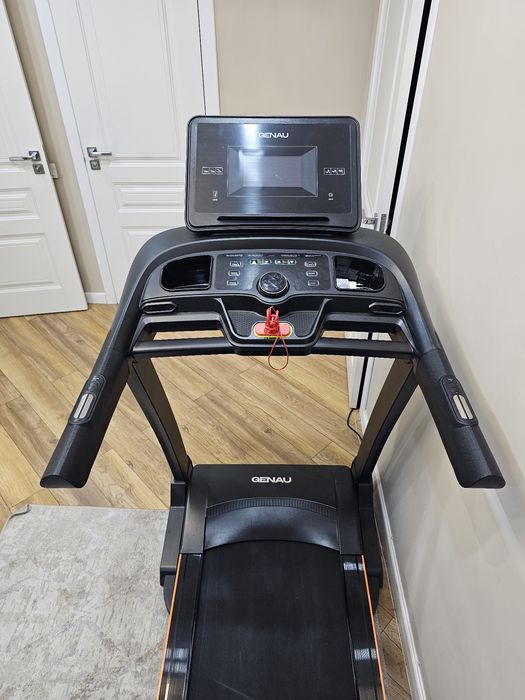 Беговая дорожка Genau