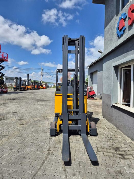 Electro rich Jungheinrich ETV 325, BATERIE 2019, Catarg triplex