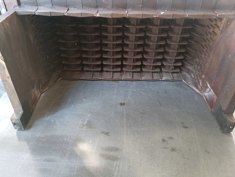 Чугунена водна риза