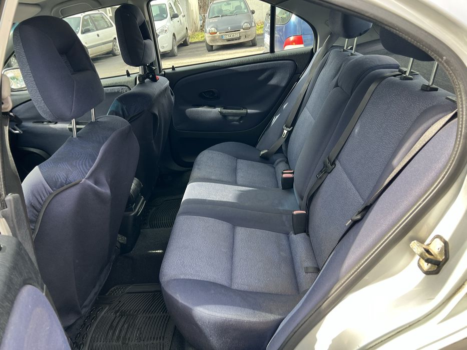 Mitsubishi Carisma 1.9 Diesel 2003