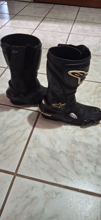 Cizme moto Alpinestars  culoare negru,mărimea 42 , stare foarte bună