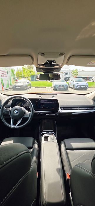 Vând BMW X1 18 D