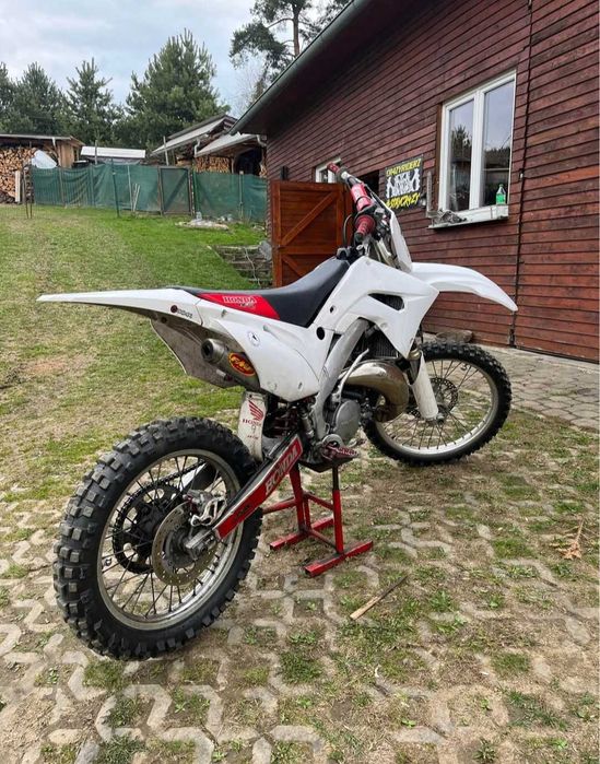 Se vinde honda cr 125 2t