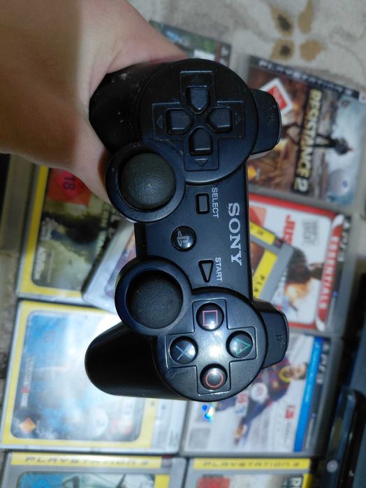 Vând sau schimb PS3 de 500