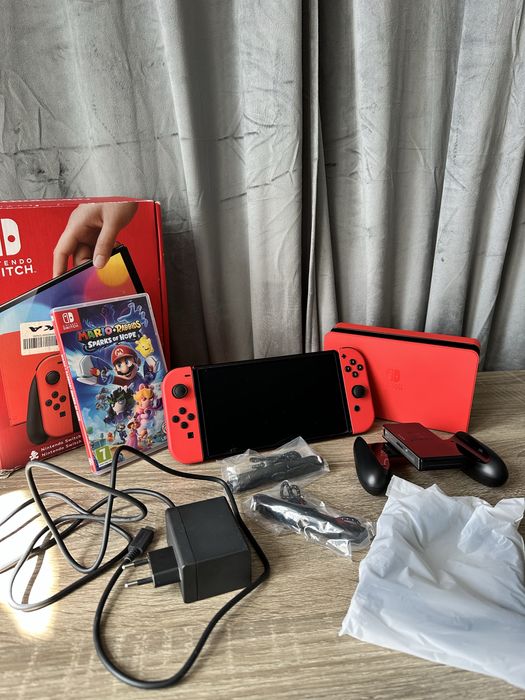 Consola Nintendo Switch OLED Mario Red Edition + Joc Mario+Rabbids Sparks Of Hope