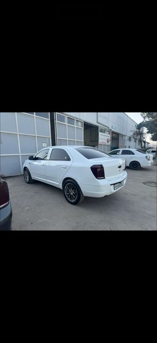vikupga cobalt sotiladi 3000$