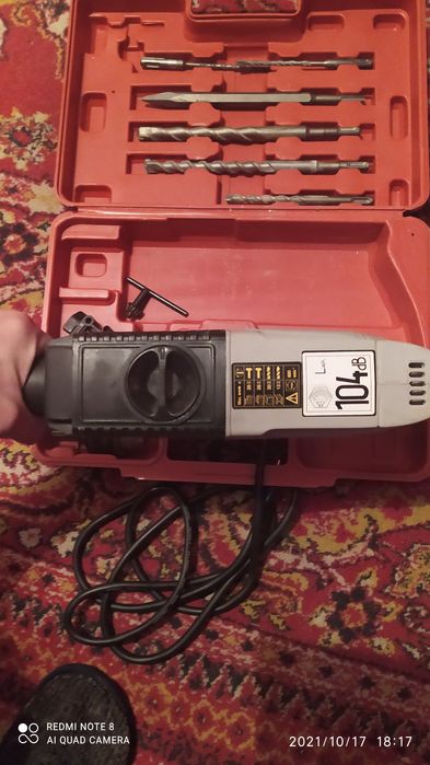 Продается Перфоратор!!!Почти новый,пару раз пользовались!