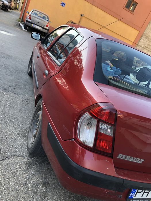 RENAULT Clio 2004 — imagine 3