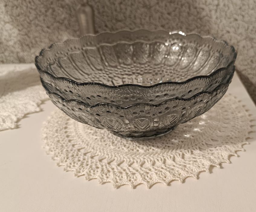 Продам салатники.