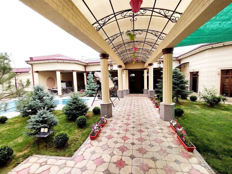 Oqtosh dacha ( quyoshga yaqin joyda joylashgan)