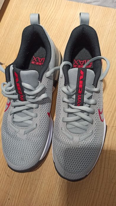 Маратонки AIR MAX нови 43N