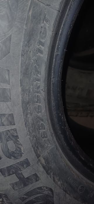 285 65 R 17 шины продам