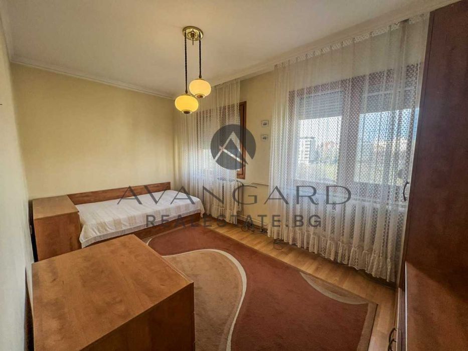 оф.25295 Тристаен реална квадратура/ Тракия