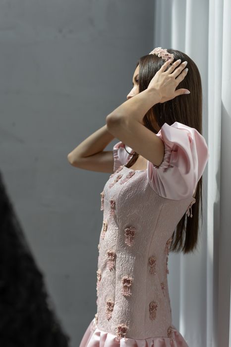 Вечернее платье и диадема