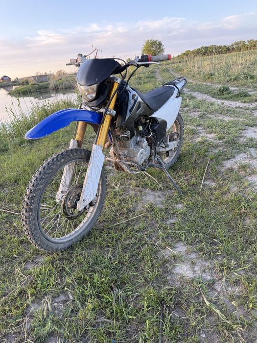 Продам эндуро 250куб
