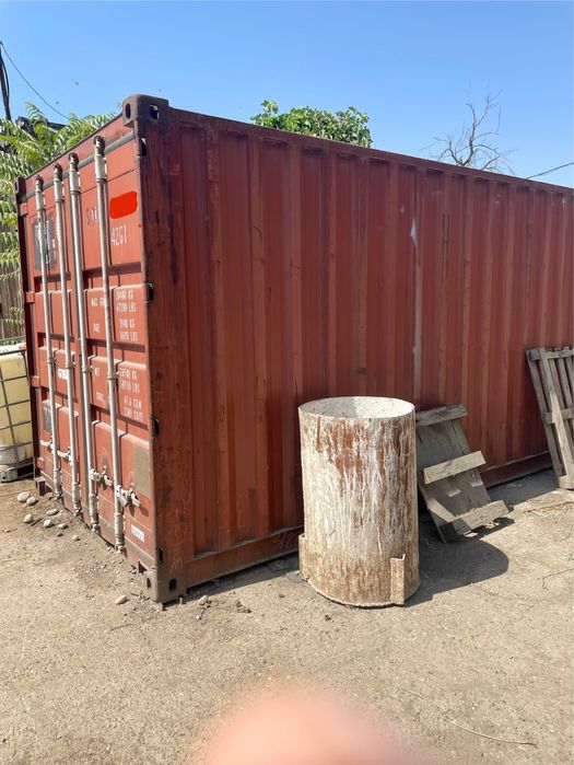 Продается контейнер