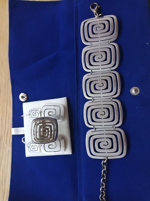 Гривна с пръстен и обеци