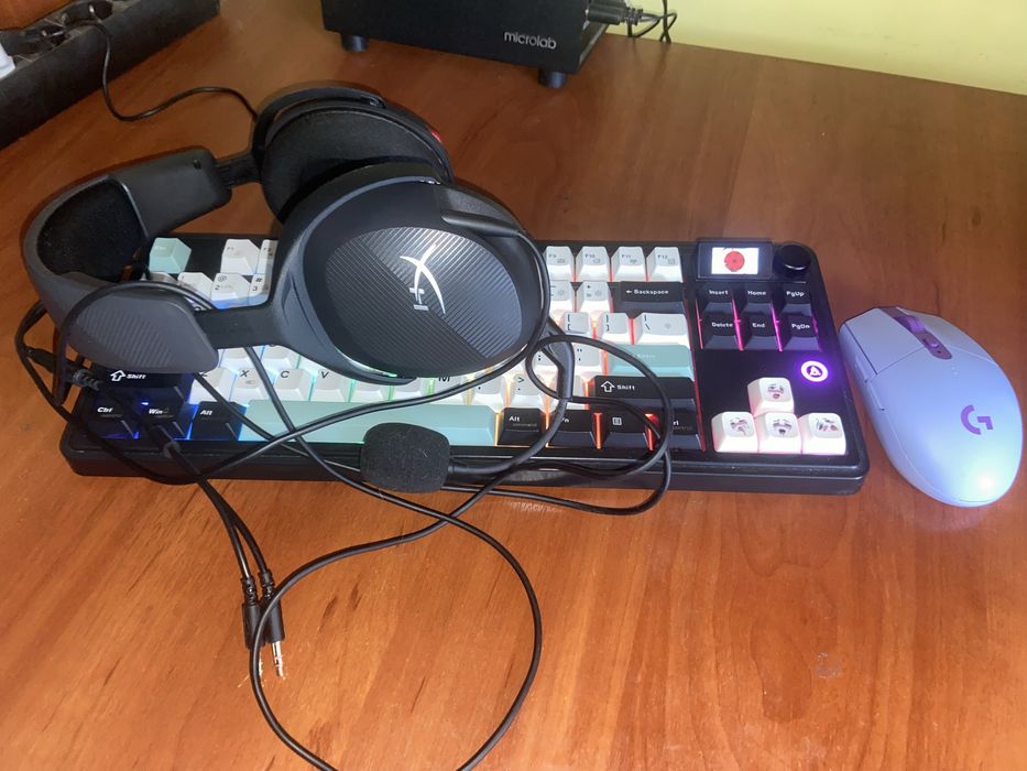 Клавиатура мышка наушники