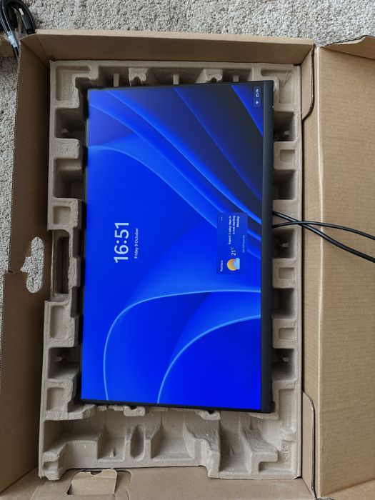 Монитор Dell P2422H 23.8” IPS Full HD – неизползван