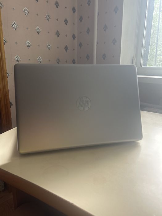 Ноутбук Hp 250 G7