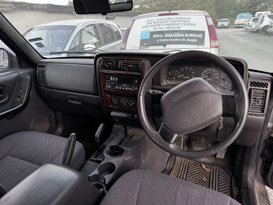 Jeep Cherokee 4.0i AT 1994г На Части