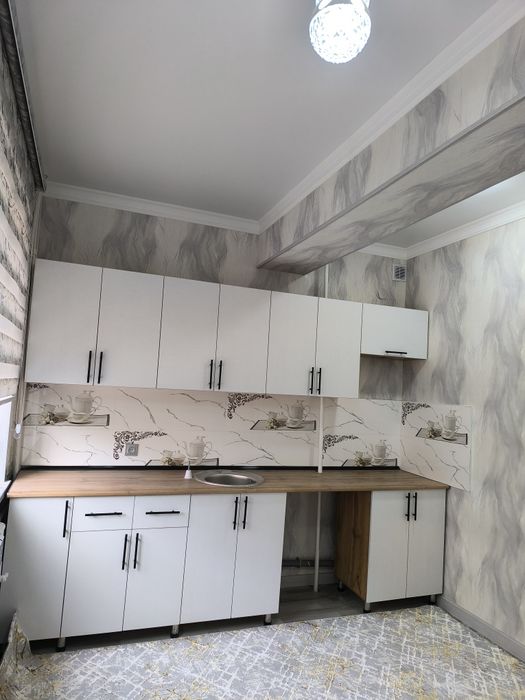 2 хона 2 этаж Сотилади