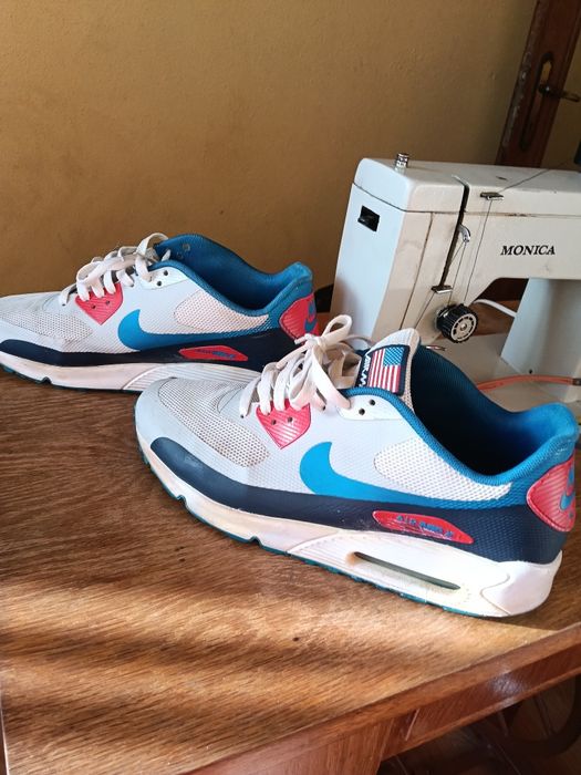 Adidas Nike Air Max 43