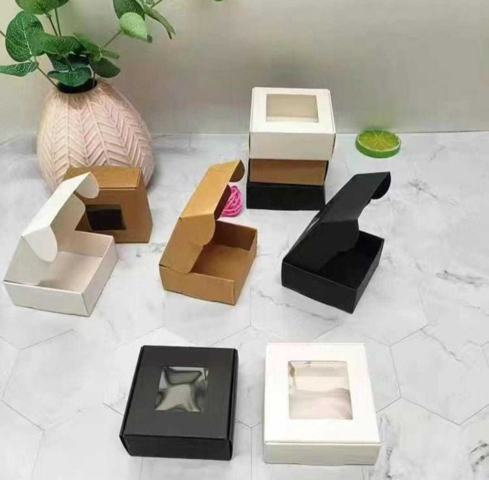 Крафтовые коробки