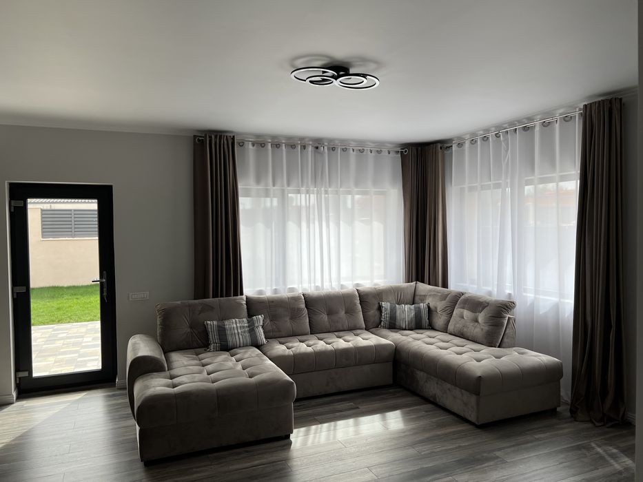 Vila moderna 5 camere-eficienta energetic-cartier nou aproape de mare