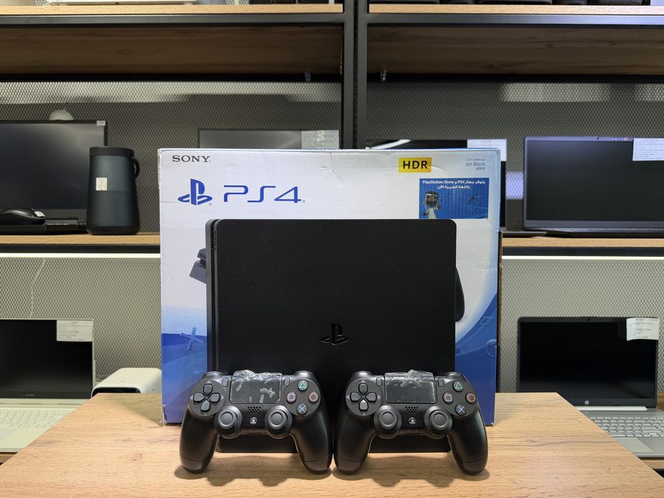 Sony PlayStation 4 Slim, 500 GB, версия 13.52,полный комплект,2326/А10